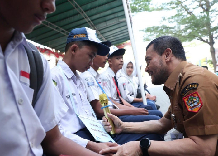 Sekolah Kemitraan Jateng Buka Akses Pendidikan Gratis bagi 3.676 Siswa Kurang Mampu