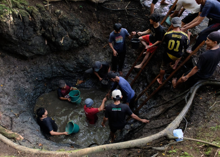 Tradisi Bersih Punden Sumur Blandung di Temanggung Tetap Lestari, Warga Gotong Royong Sambut Bulan Suro