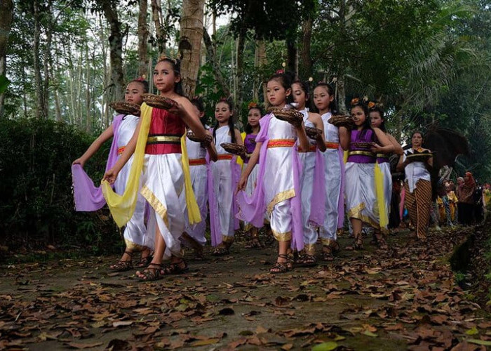 Bajong Banyu Tradisi Padusan di Magelang Menyucikan Diri Sebelum Menjalani Ibadah Puasa