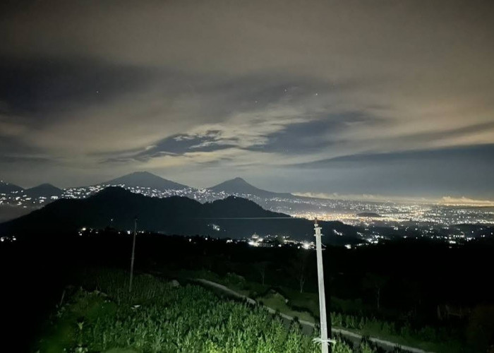 DELIMAS. Pesona city light dari Kecamatan Windusari