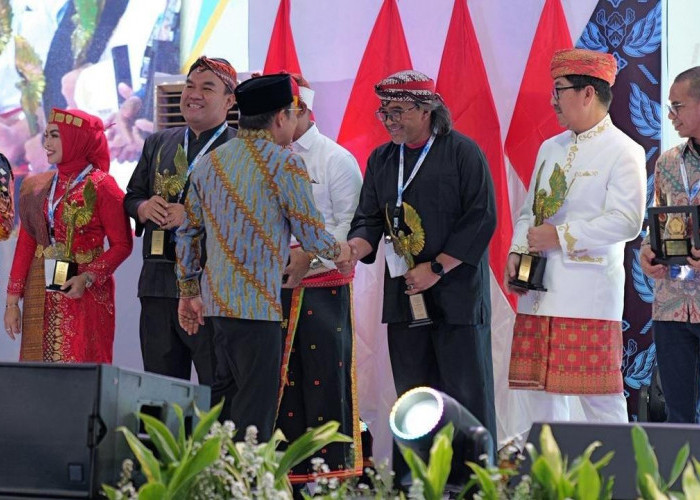 Bawa Pulang Tropi Abyakta, Agus Godrong: Ini Penghargaan Spesial bagi Para Seniman Lokal Temanggung