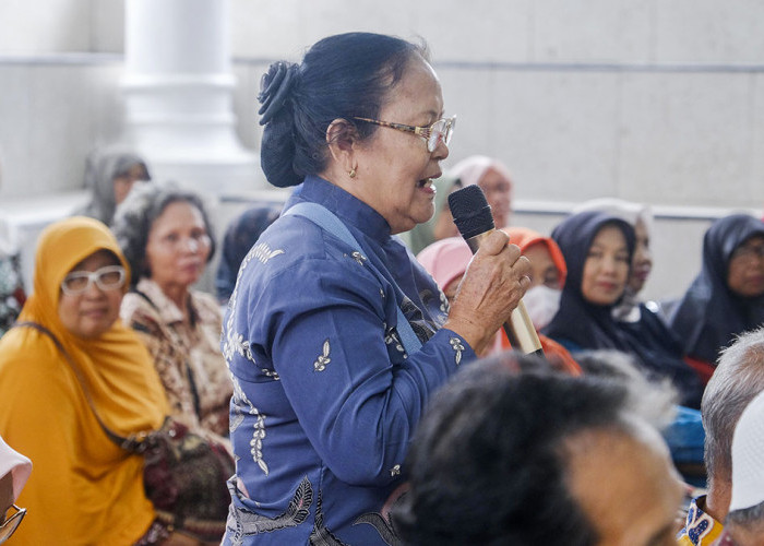 Tak Cuma Pelajar, Lansia di Magelang Kini Minta Fasilitas Angkutan Gratis ke Walikota