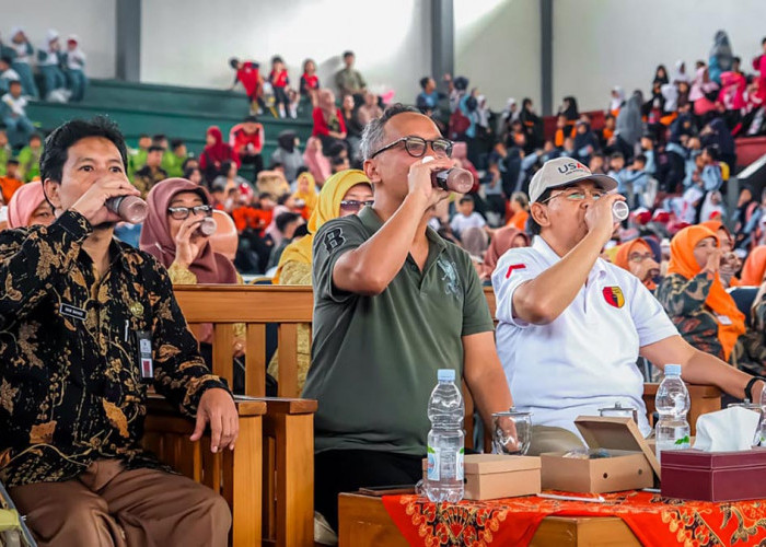 Walikota Magelang dr Aziz Tekankan Gerakan Minum Susu Adalah Tabungan di Masa Depan