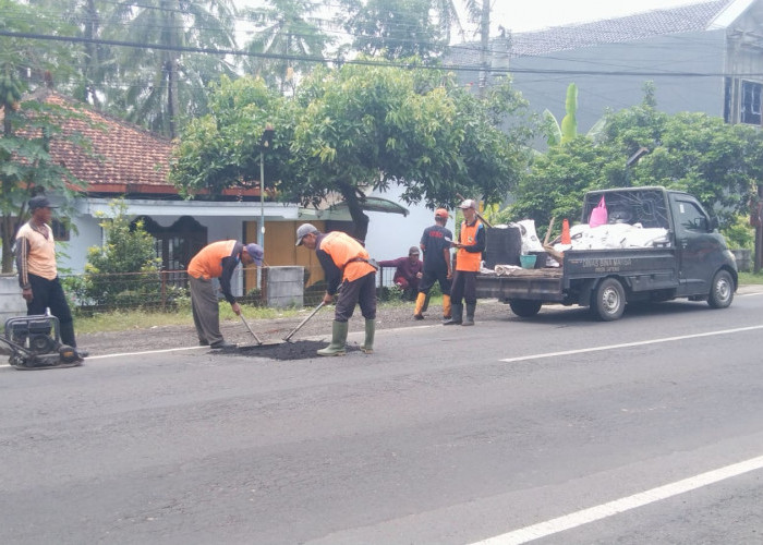 Target H-7 Lebaran, Jalan Provinsi di Magelang-Purworejo-Kebumen Bebas Lubang