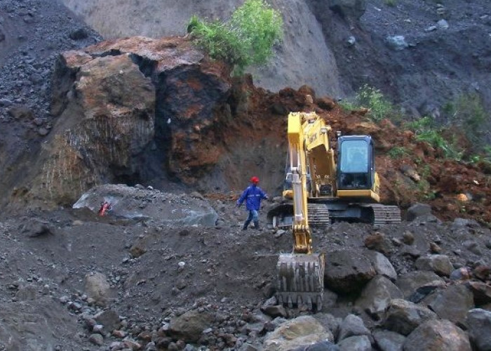 Warga Munggangsari Purworejo Tolak Tambang Ilegal, Pemerintah Desa Terbitkan Larangan Resmi