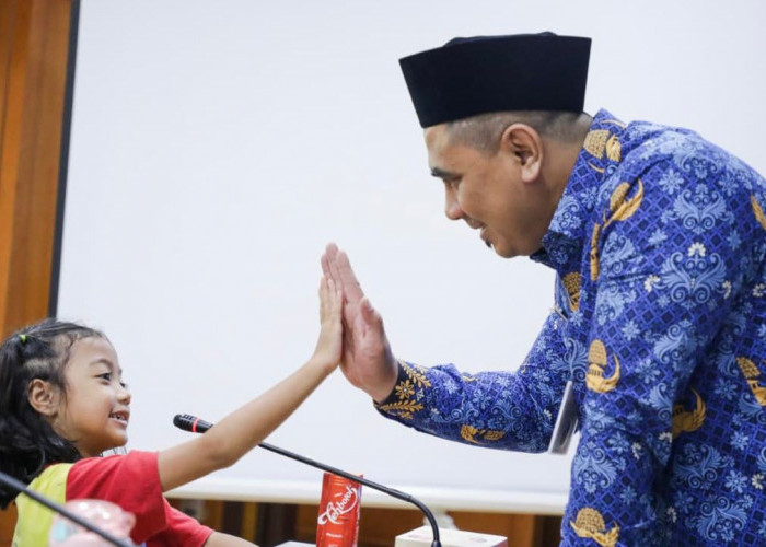 Anak-Anak TK Kunjungi Kantor Wagub Jateng, Antusias Kenal Dunia Pemerintahan