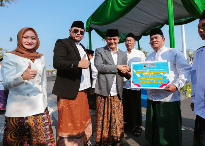 6 Kado Spesial Hari Santri 2026, Gubernur Ahmad Luthfi Kucurkan Beasiswa hingga Satgas Anti-Bullying