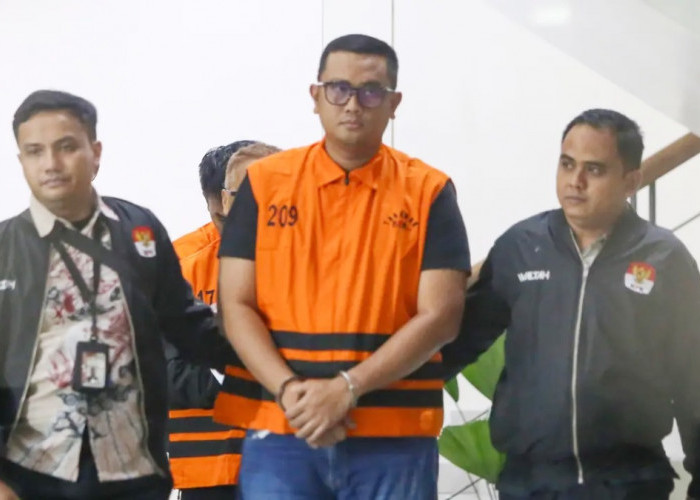 KPK Ungkap Kongkalikong Bupati Klaten dan Ahmad Luthfi H, Hapus Temuan Rp5 Miliar Pakai Kode AMIDIS