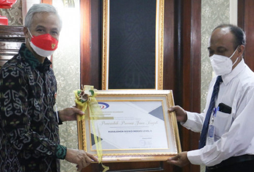 Pemprov Jateng Terima Dua Penghargaan dari BPKP, Ganjar: Dorongan Untuk Naik Level