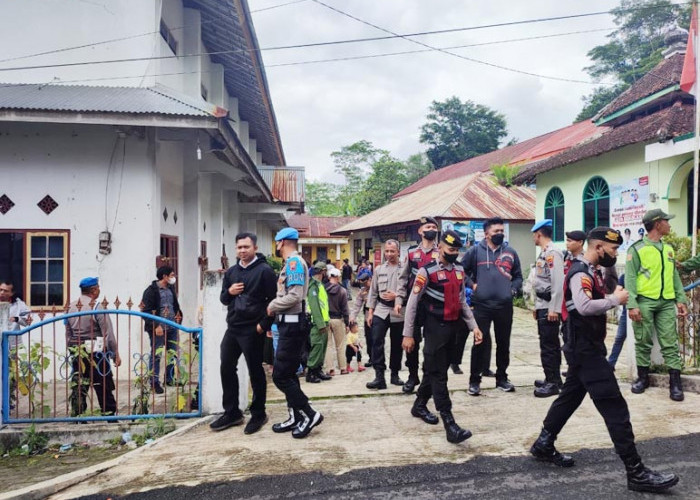 Tuntut Transparasi Keuangan Desa, Warga Sumberwulan Wonosobo Geruduk Kantor Desa