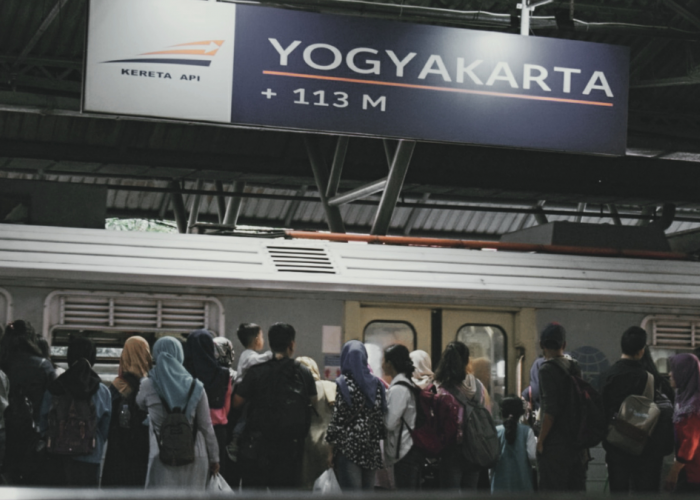 Nyaman Tanpa Desak-Desakan! Rekomendasi Kereta Api Rute Jogja-Solo Buat Kamu yang Sering Ketinggalan KRL