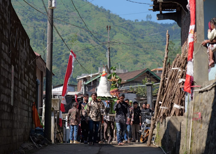 Bupati Temanggung Ajak Warga Lereng Gunung Prau Perbanyak Tanam Pohon Demi Cegah Bencana