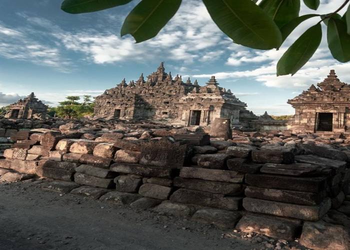Wisata Sejarah dan Budaya Candi Plaosan Kompleks Percandian Buddha yang Indah di Jawa Tengah 