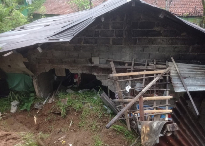 Tebing Setinggi 7 Meter di Wonosobo Longsor, Satu Rumah Ketiban Bongkahan Material 