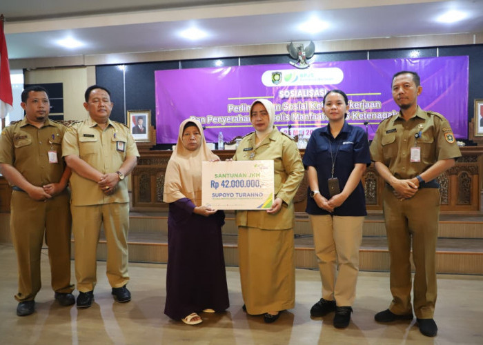 Pemkab Purworejo Perluas BPJS Ketenagakerjaan, Santunan Rp42 Juta Diserahkan ke Pekerja Rentan