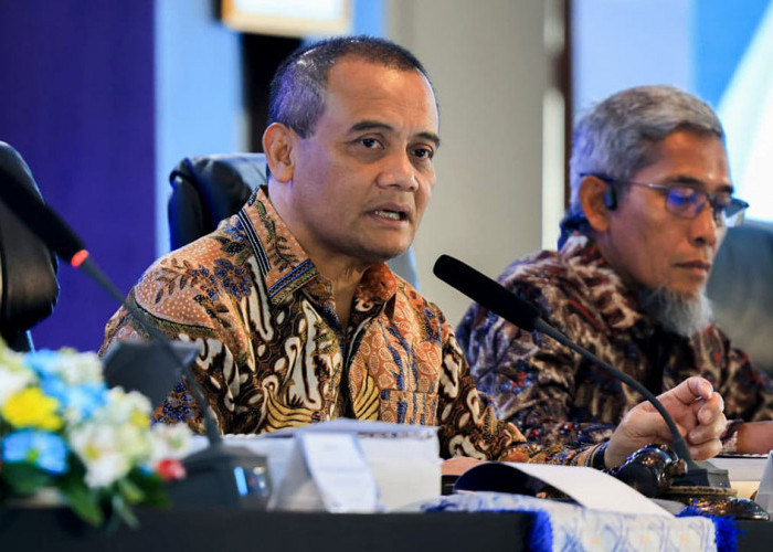 Namanya Ikut Terseret, Ahmad Luthfi Bantah Berada Satu Lokasi OTT Bupati Pekalongan