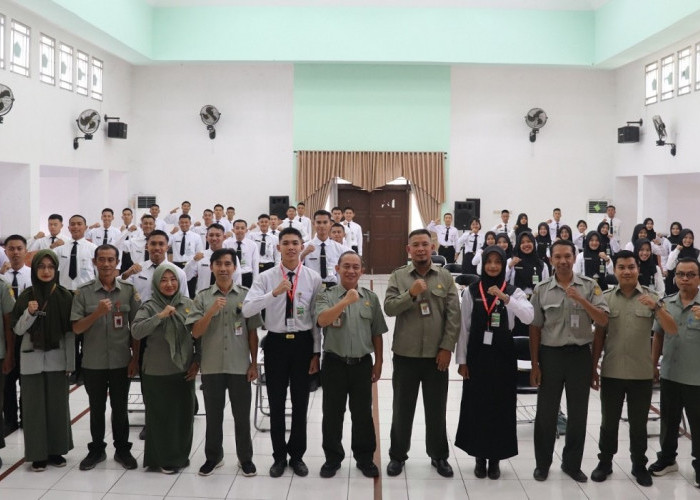 Cetak SDM Peternakan Kompeten, Polbangtan Kementan Gelar Bimtek Inseminasi Buatan bagi Mahasiswa