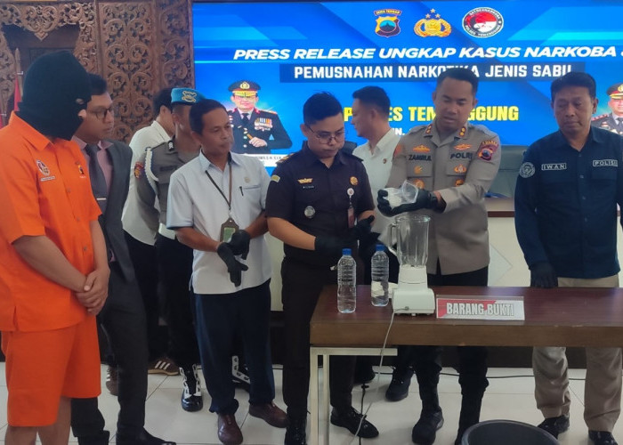 Sindikat Narkoba Lintas Pulau Dibongkar, Polres Temanggung Musnahkan 144,3 Gram Sabu