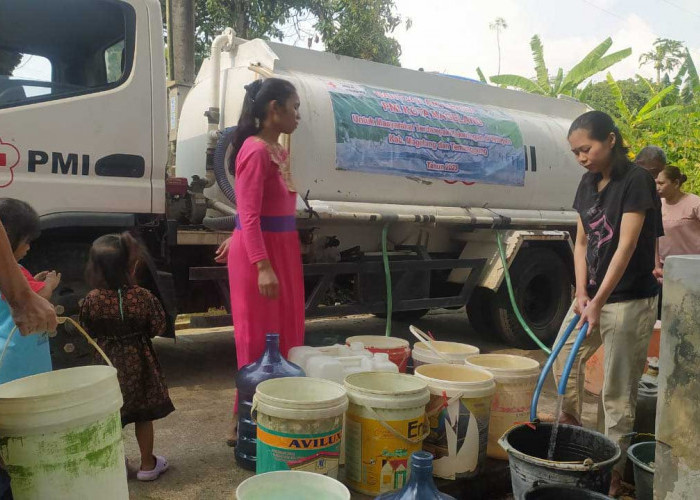 35.000 Liter Air Disalurkan PMI Kota Magelang ke Temanggung Cegah Kekeringan