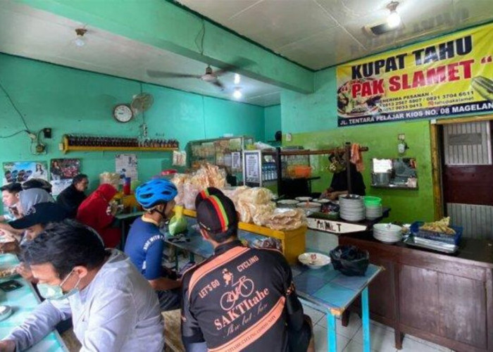 Kuliner Legendaris Murah dan Enak Kupat Tahu Pak Slamet di Magelang