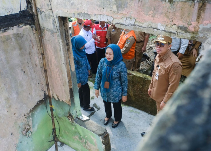 Rumah Warganya Terbakar, Walikota Magelang Mas Damar Buru-buru Datangi dan Beri Bantuan