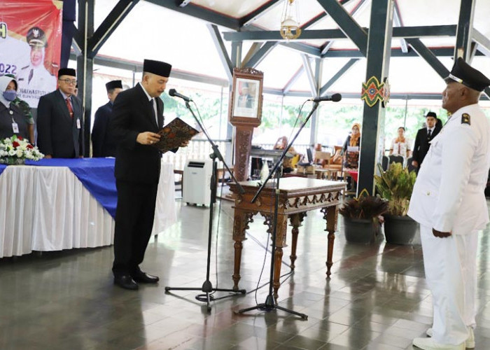 Lagi, Bupati Lantik dan Ambil Sumpah Kades Antar Waktu  