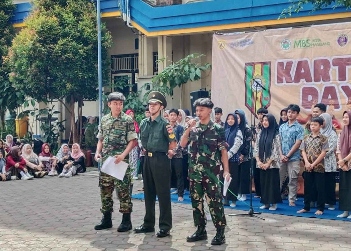 SMP Mutual Kota Magelang Peringati Hari Kartini dengan Cosplay Pakaian Adat Hingga Pahlawan Nasional