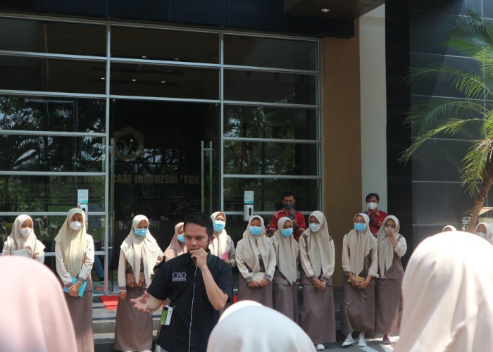 SMKN 2 Magelang Gelar Kunjungan Outing Class XI ke Jogja dan Semarang