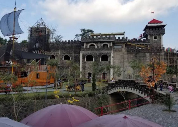 Menariknya Berwisata di The Lost World Castle, Wisata Instagramable Ala Negeri Dongeng 