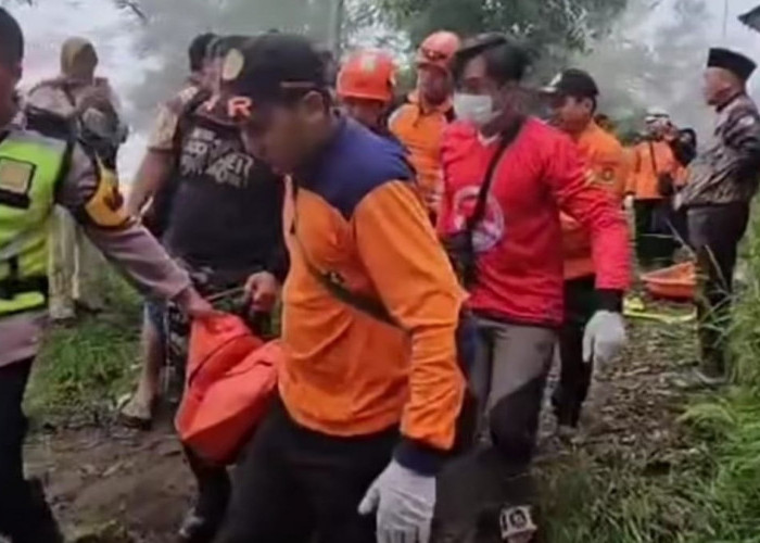 Mayat Pria Hilang Dua Hari Ditemukan Tergantung di Hutan Bansari Temanggung