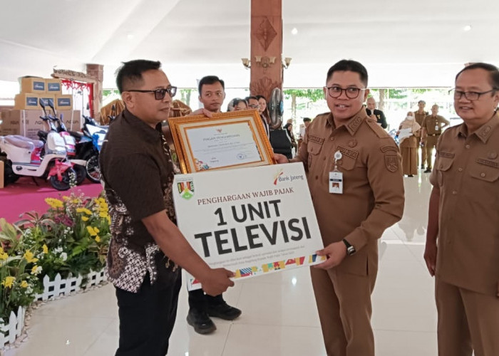 Pemkot Magelang Apresiasi Wajib Pajak Teladan 2025, Strategi Jaga PAD di Tengah Turunnya TKD