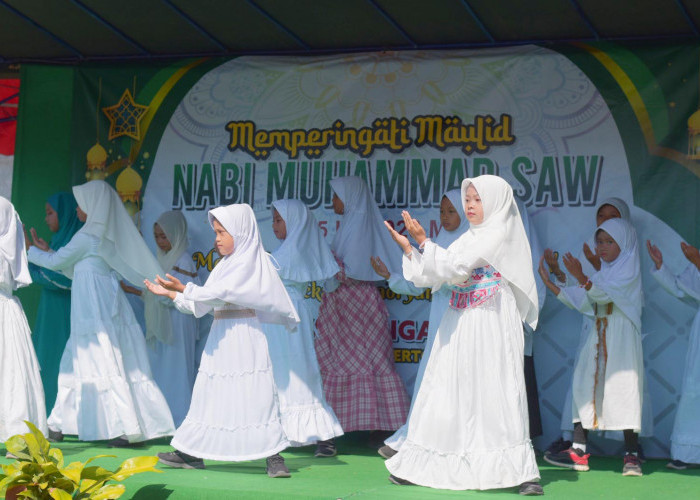 Peringatan Maulid Nabi SDN Tanjunganom Magelang Wujud Implementasi dan Karakter P5