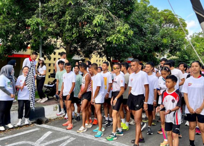 Semarak Lomba Lari Penuh Warna di Fun Color Run 2023 