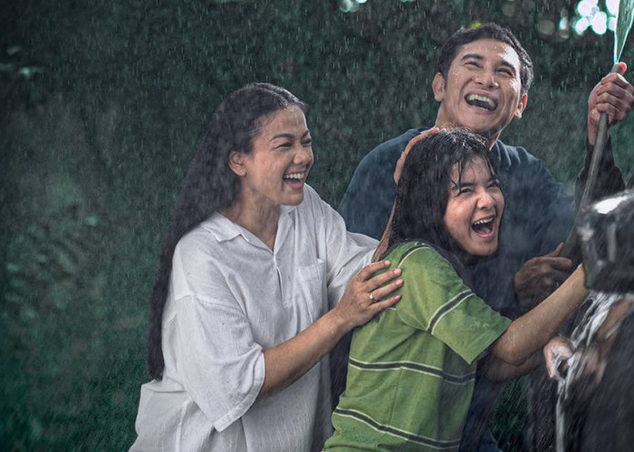Film Hanya Namamu dalam Doaku Tayang di Netflix, Simak Pemain dan Sinopsisnya Disini
