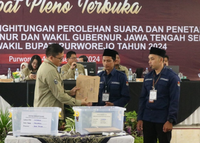 Rekapitulasi Tingkat Kabupaten Tuntas, Yuli-Dion Menang Pilkada Purworejo 2024