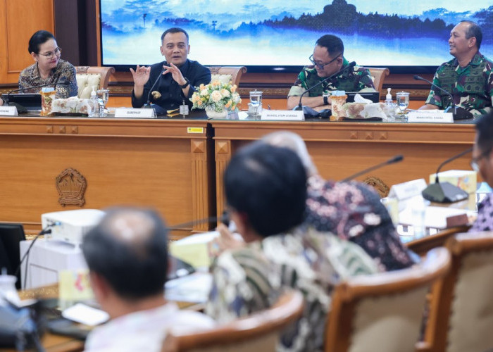 Pemprov Jateng dan TNI AD Kaji Pengolahan Sampah TPA Jatibarang Jadi Solar 