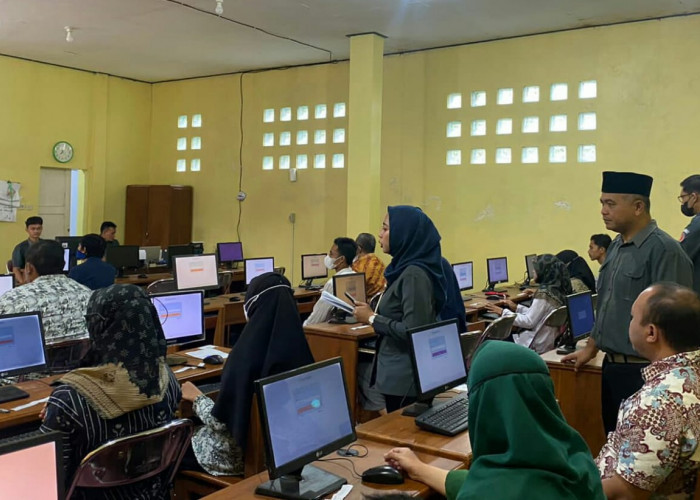 281 Calon Panwaslu Kecamatan di Kabupaten Magelang Jalani Tes, 39 Absen