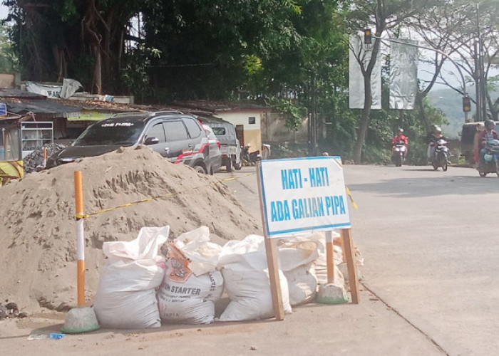 Cegah Kebocoran, PDAM Kota Magelang Lakukan Perbaikan Pipa di Kawasan Sentot Alibasya