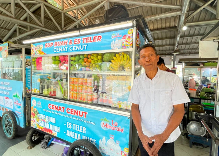 Eksis Hampir 17 Tahun, Es Teler Cenat Cenut Bertahan di Pusat Kuliner Tuin van Java Kota Magelang