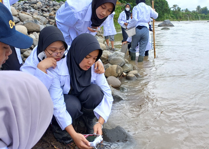 Identifikasi Kualitas Air Berdasarkan Kelimpahan Makrobentos di Sungai Progo