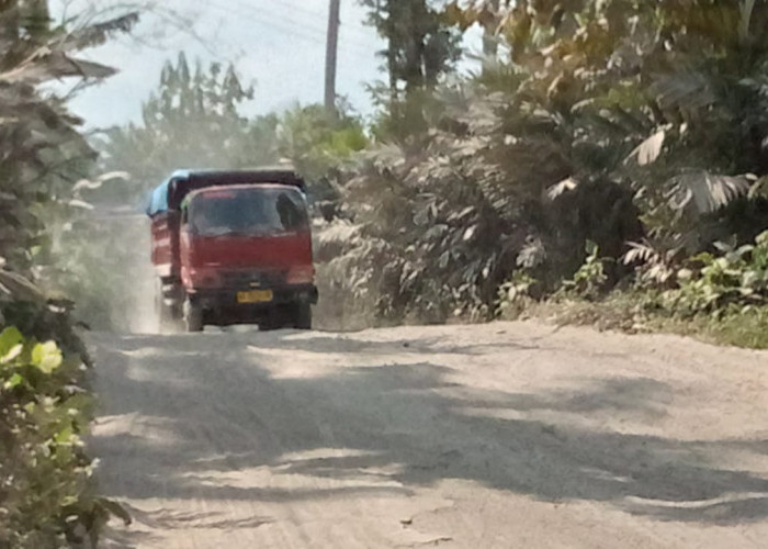 Jalur Truk Pengangkut Pasir Merapi dari Salam ke Srumbung Magelang Rusak Parah, 5 Tahun Dibiarkan