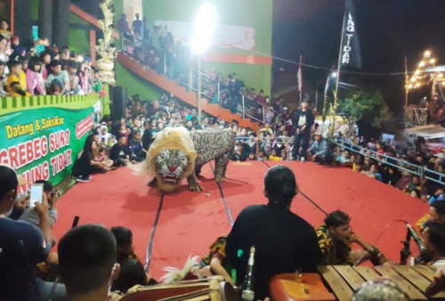 Meriahnya Perayaan Tahun Baru Islam di Gunung Tidar Kota Magelang