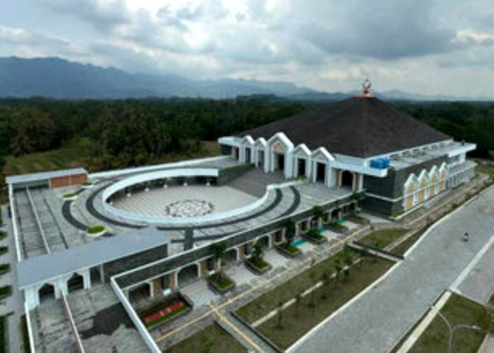 Masjid Terbesar di Magelang! Masjid Agung Jawa Tengah An-Nur Jadi Destinasi Wisata Baru Berbasis Religi