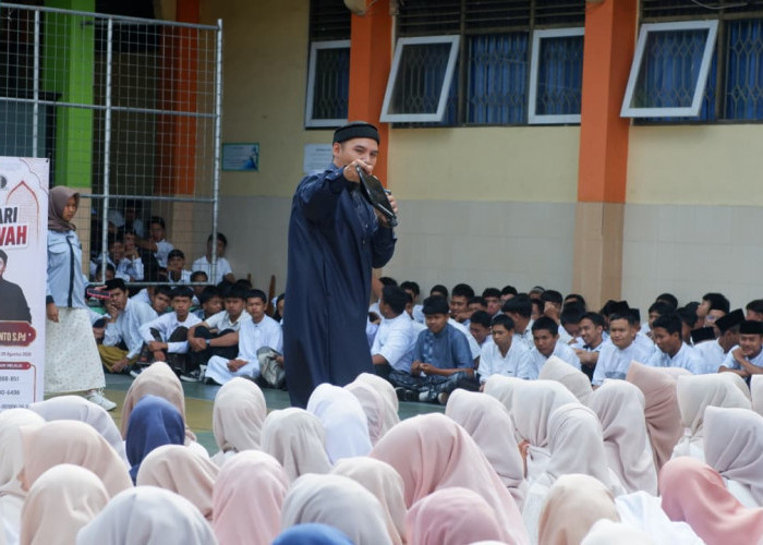 Jumat Religi SMKN 2 Magelang Bahas Fiqih Pergaulan, Siswa Diajak Bijak Berinteraksi