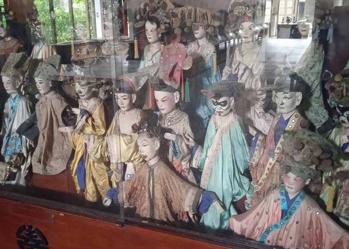 Refleksi Imlek Magelang, Menelusuri Jejak Wayang Potehi yang Kini Langka dan Butuh Regenerasi