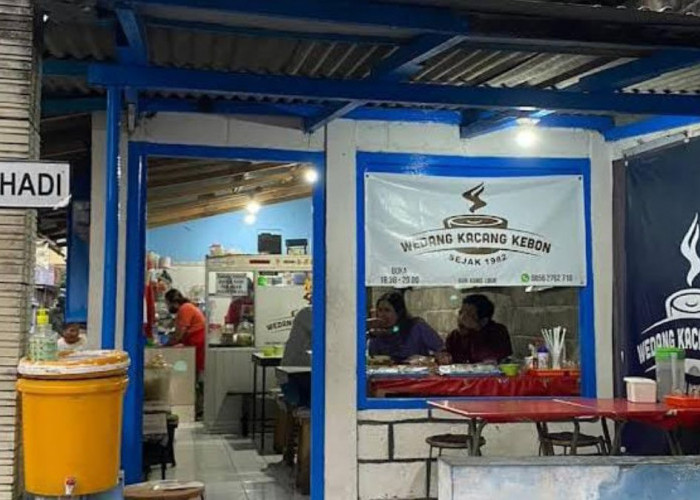 Foto tampa depan kedai Wedang Kacang Kebon