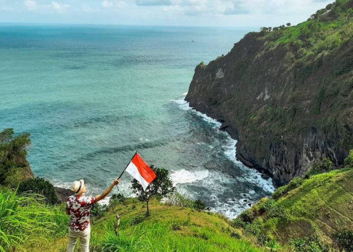 Wow! Inilah Pesona Bukit Jerit Kebumen Yang Disebut Mirip Dengan Nusa Penida Di Bali