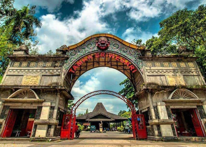 Taman Sriwedari Solo 