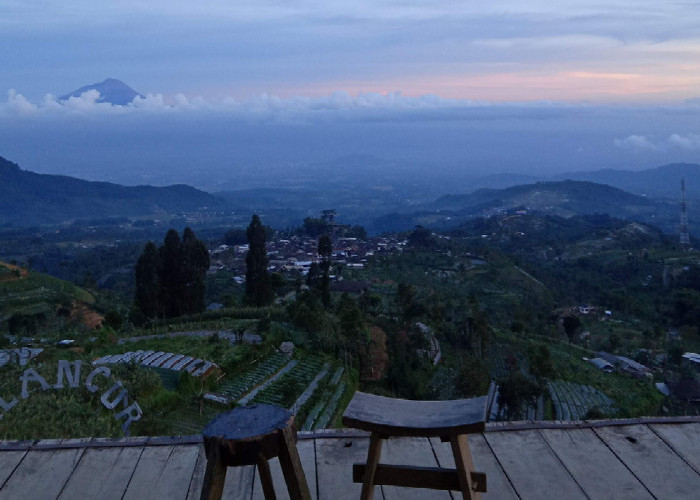 Menikmati Pesona Senja di Silancur Highland, Viewnya Ngga Kalah Keren!