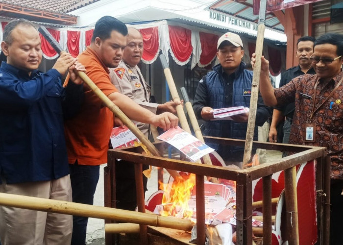 KPU Temanggung Musnahkan Surat Suara Rusak dan Kelebihan Kirim Jelang Pilkada